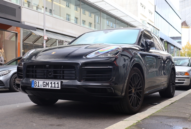 Porsche 9YA Cayenne GTS