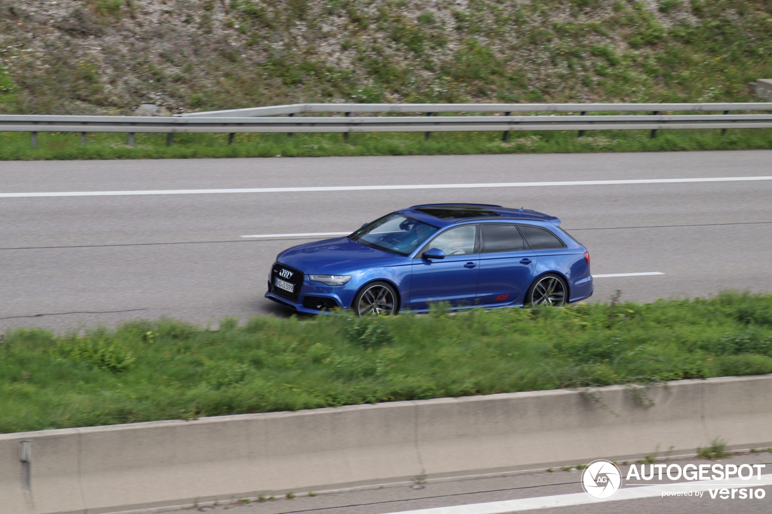 Audi RS6 Avant C7 2015