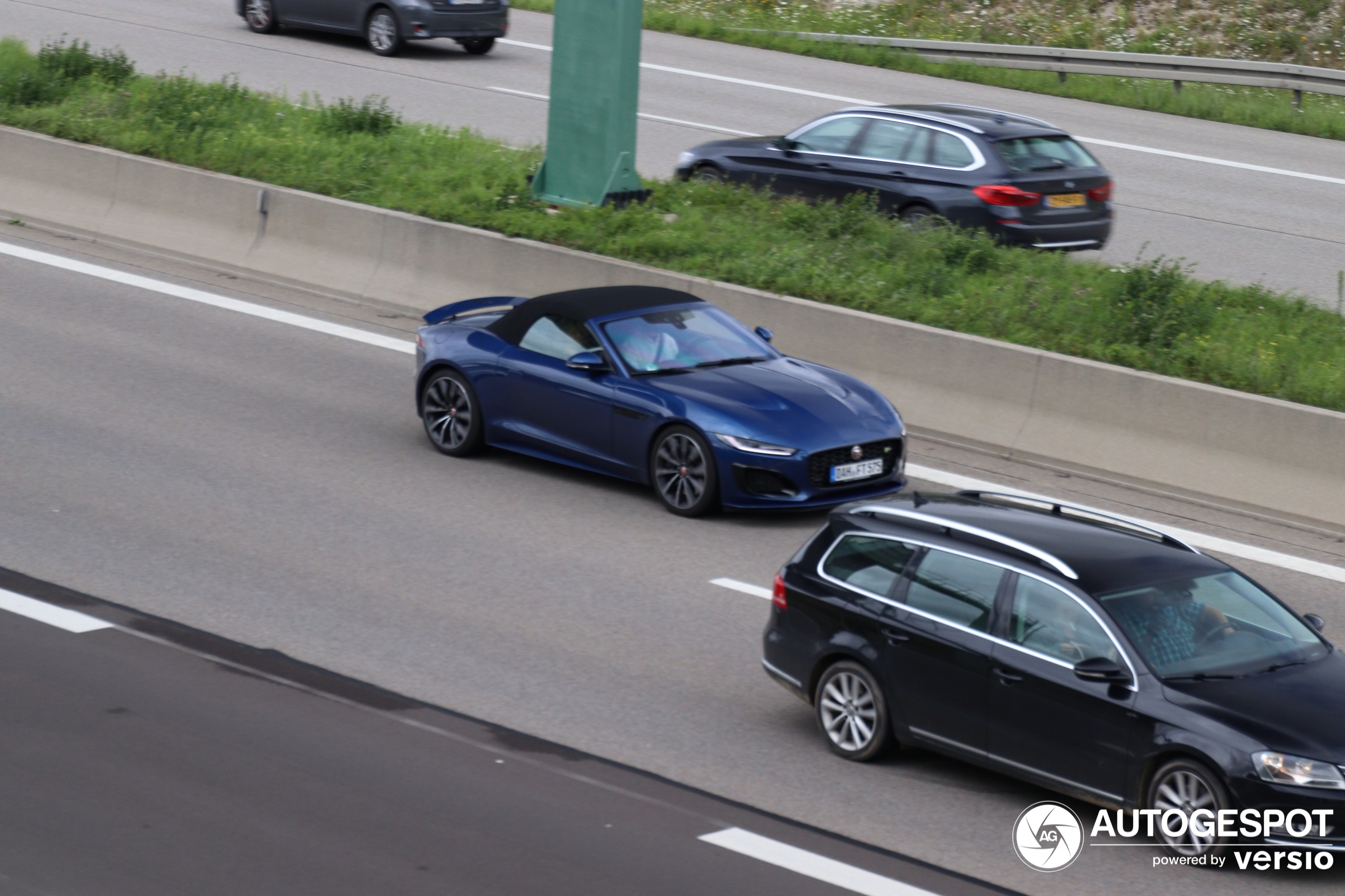 Jaguar F-TYPE R Convertible 2020