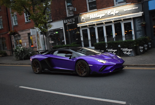 Lamborghini Aventador S LP740-4 Onyx Design