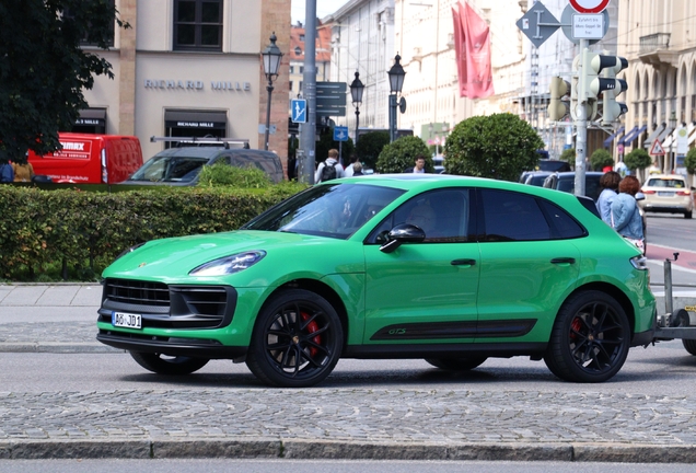 Porsche 95B Macan GTS MkIII