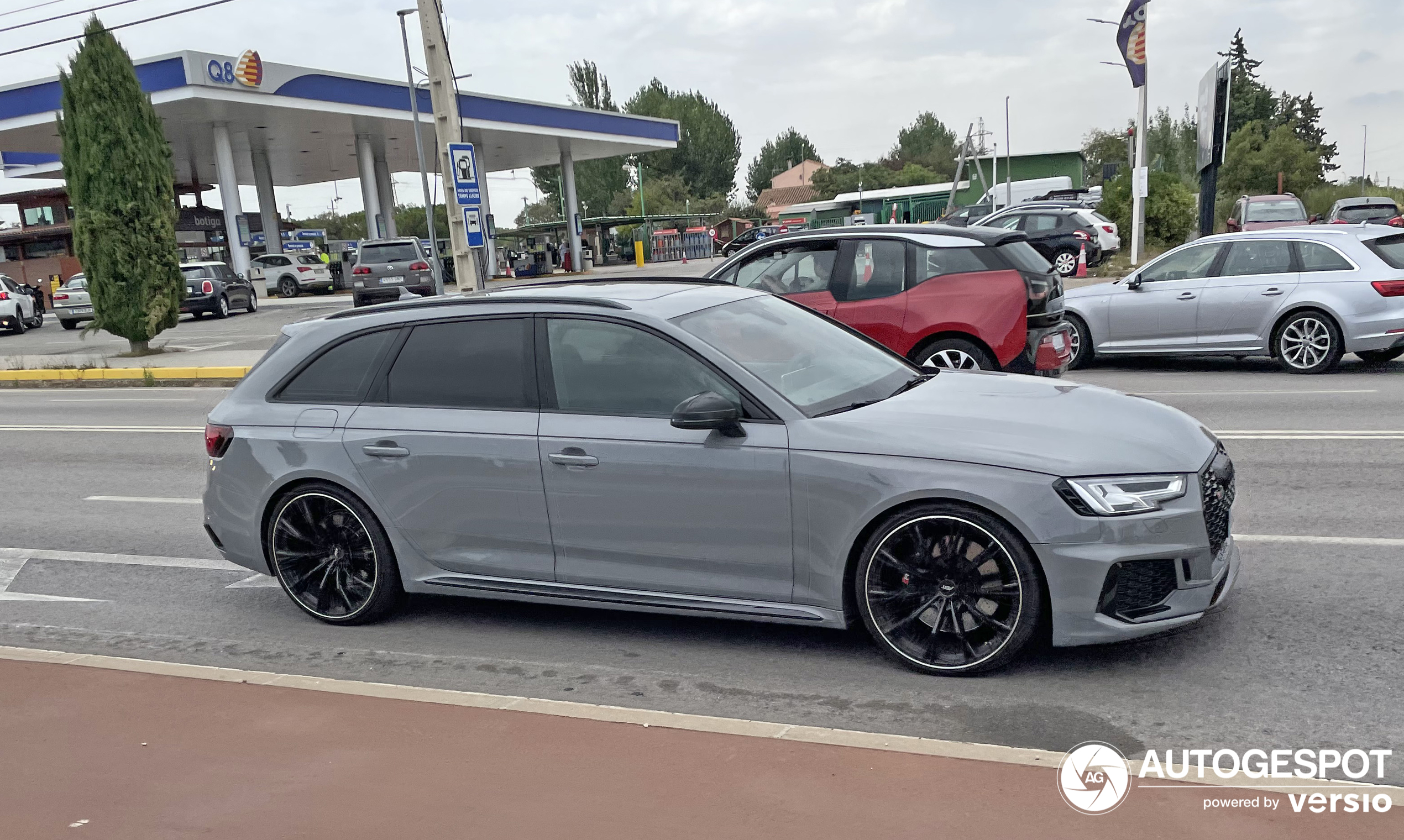 Audi RS4 Avant B9