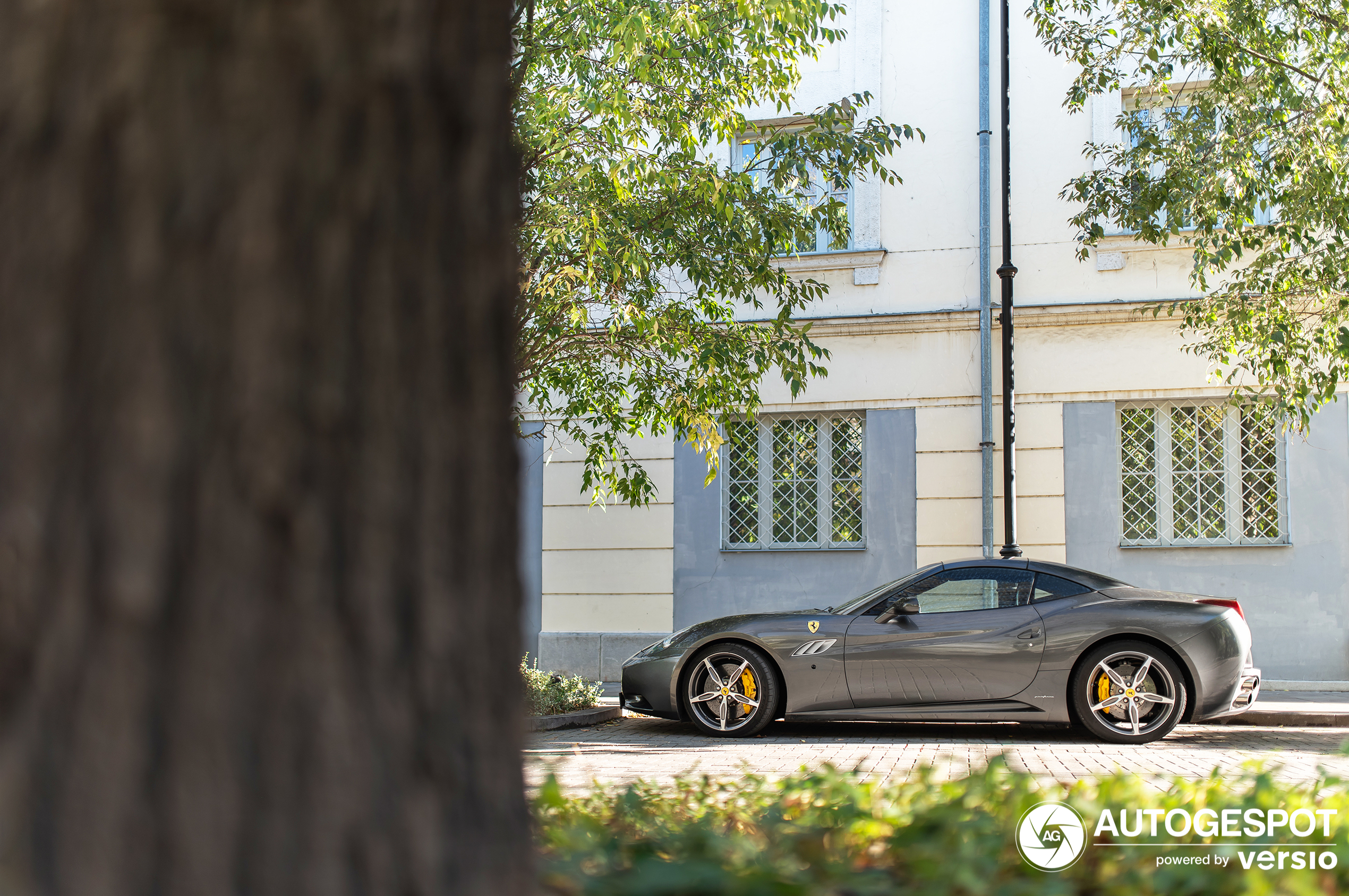 Ferrari California