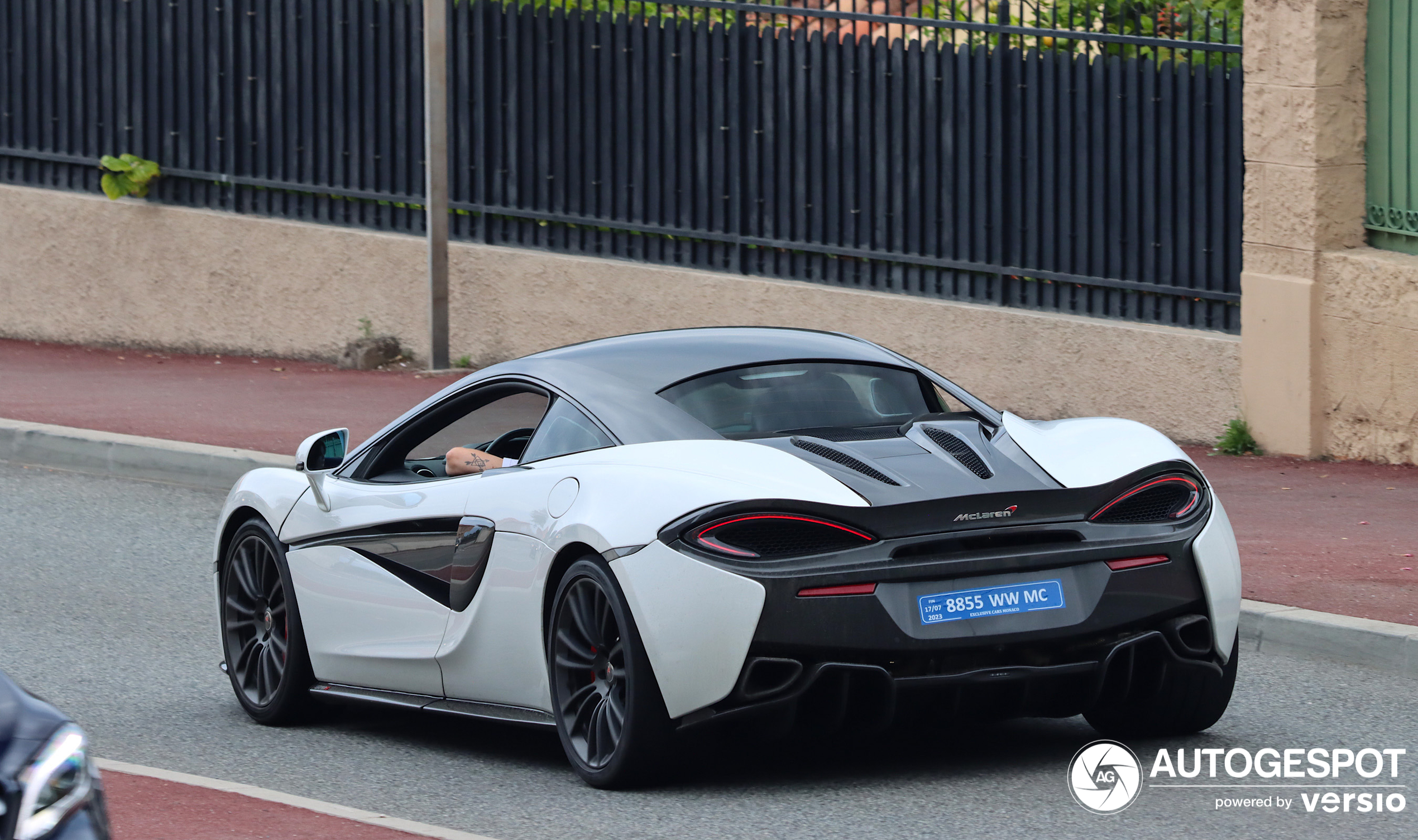 McLaren 570S