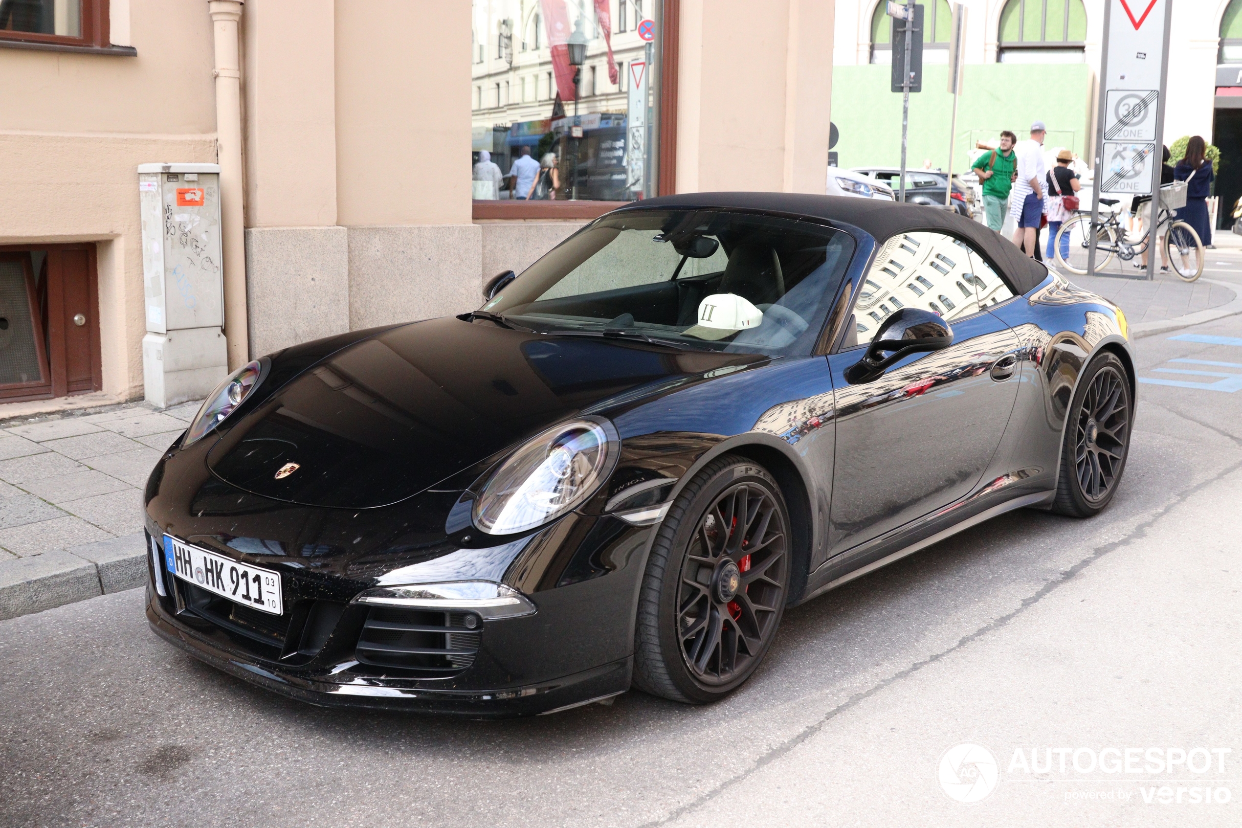 Porsche 991 Carrera 4 GTS Cabriolet MkI