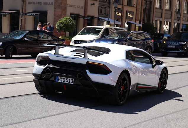 Lamborghini Huracán LP640-4 Performante