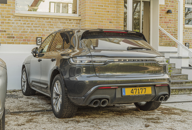 Porsche 95B Macan GTS MkIII