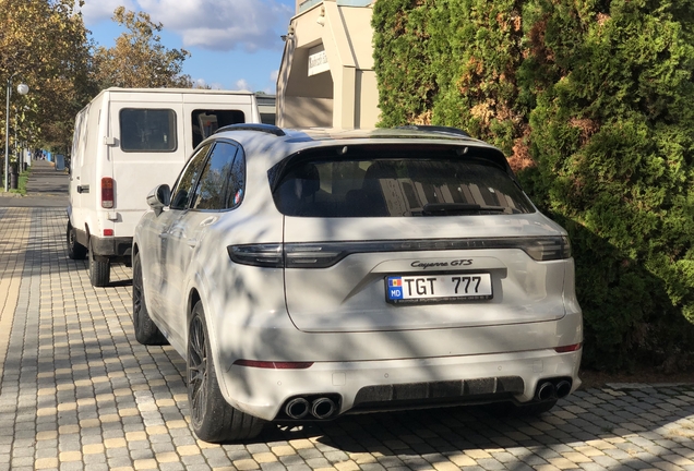 Porsche 9YA Cayenne GTS