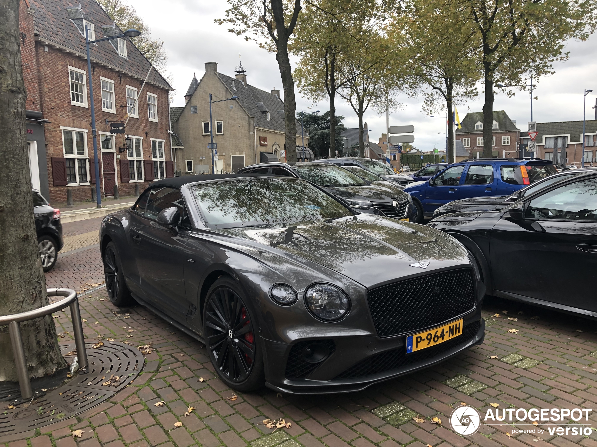 Bentley Continental GTC Speed 2021