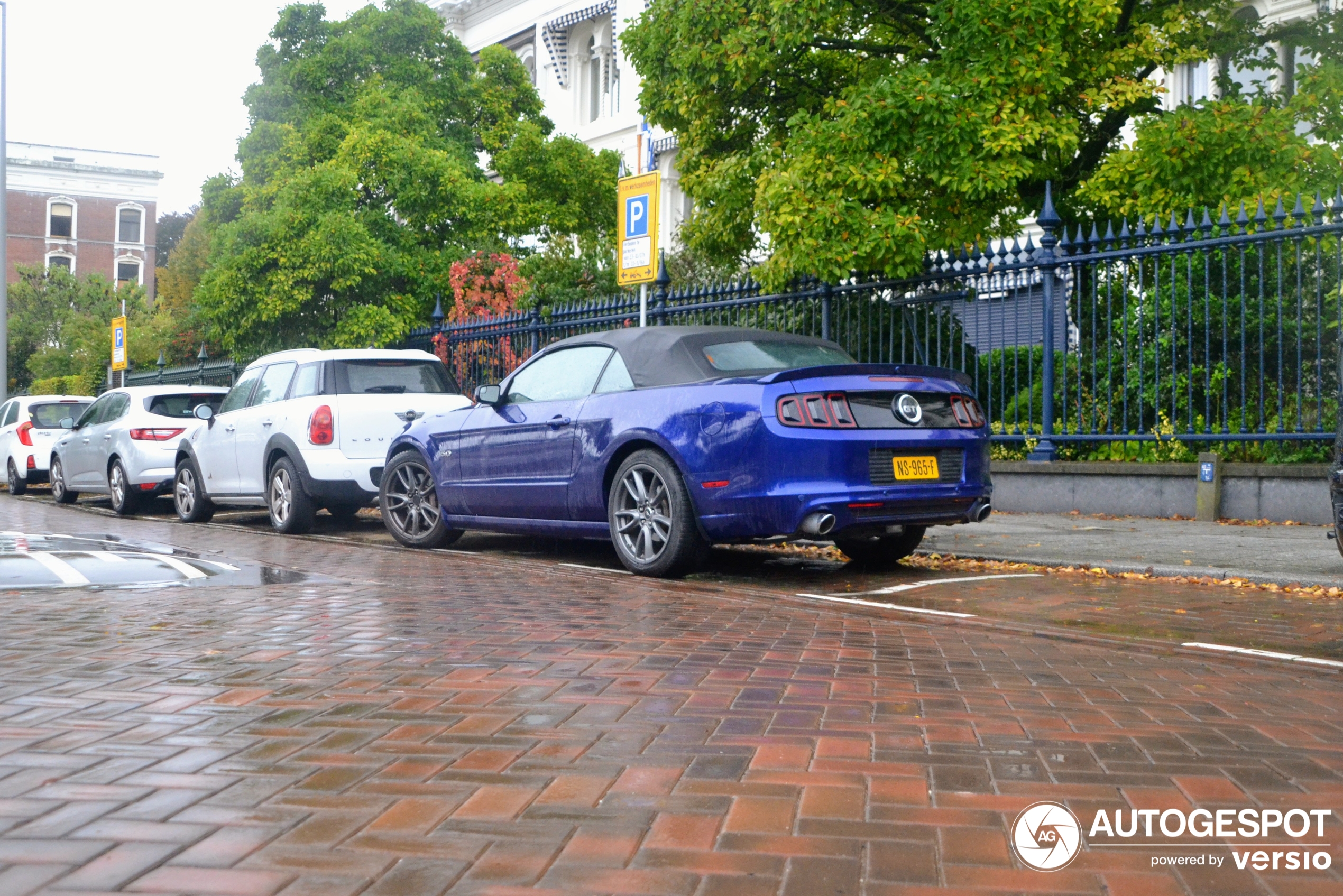 Ford Mustang GT Convertible 2013