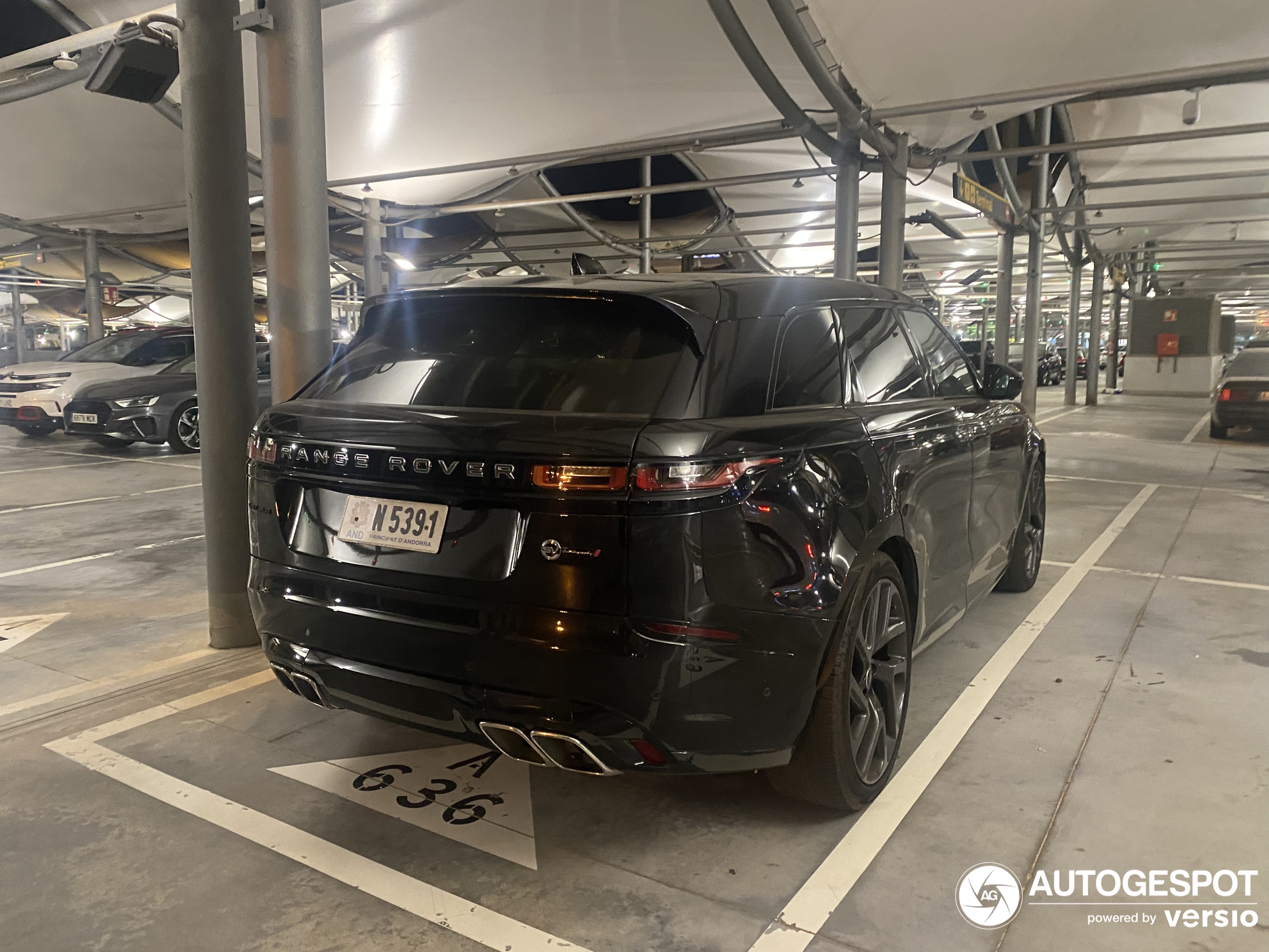 Land Rover Range Rover Velar SVAutobiography