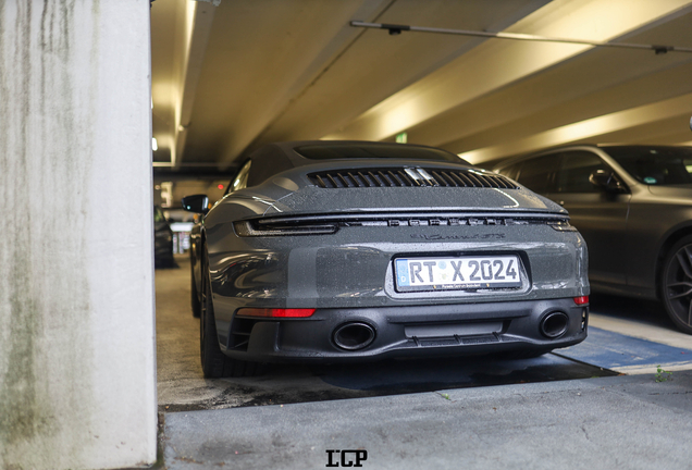 Porsche 992 Carrera 4 GTS Cabriolet