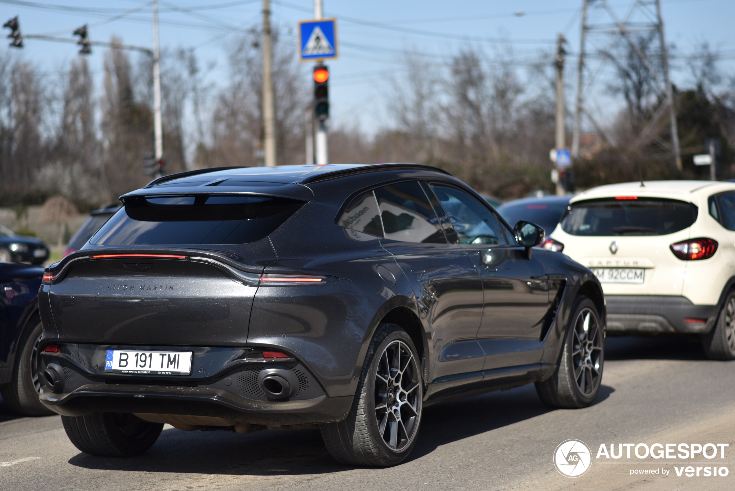 Aston Martin DBX