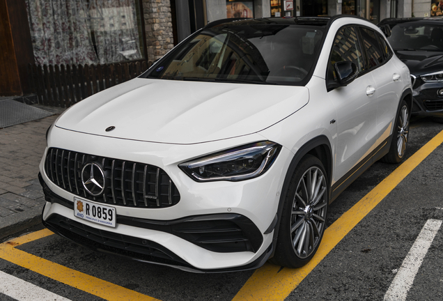 Mercedes-AMG GLA 45 4MATIC+ H247