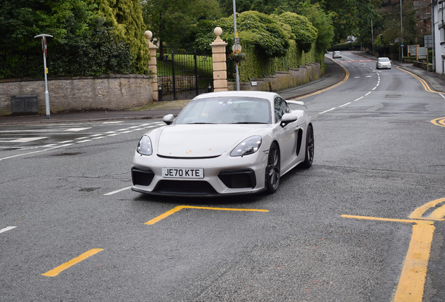 Porsche 718 Cayman GT4