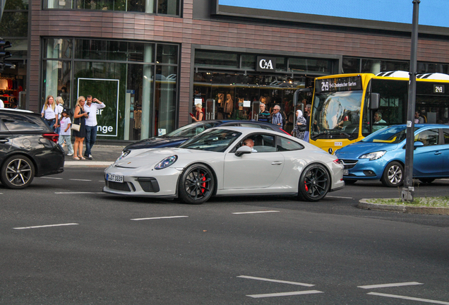 Porsche 991 GT3 Touring