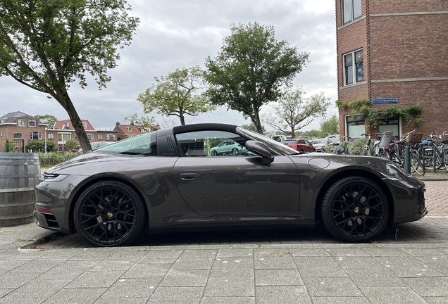 Porsche 992 Targa 4S