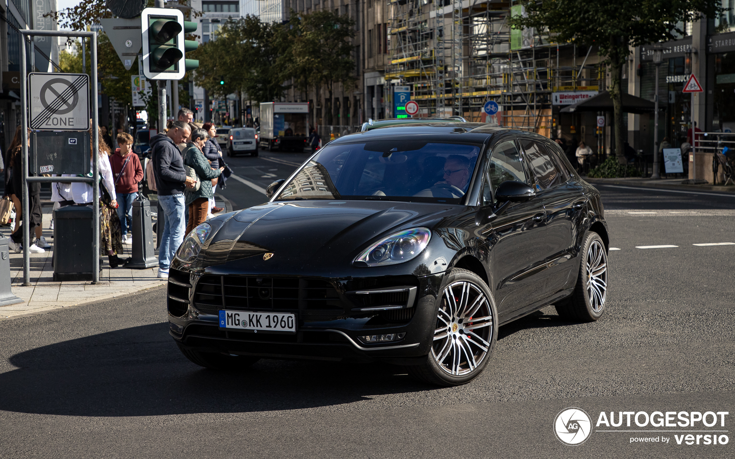 Porsche 95B Macan Turbo