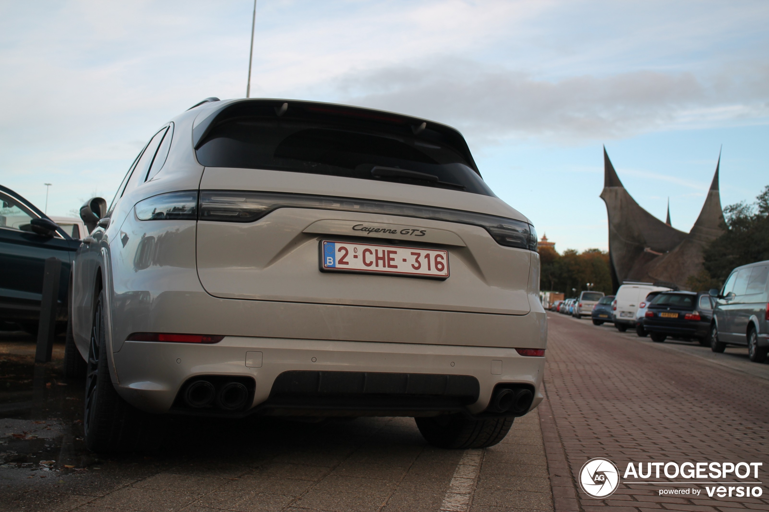 Porsche 9YA Cayenne GTS