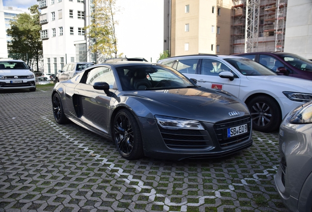 Audi R8 V10 Plus 2013