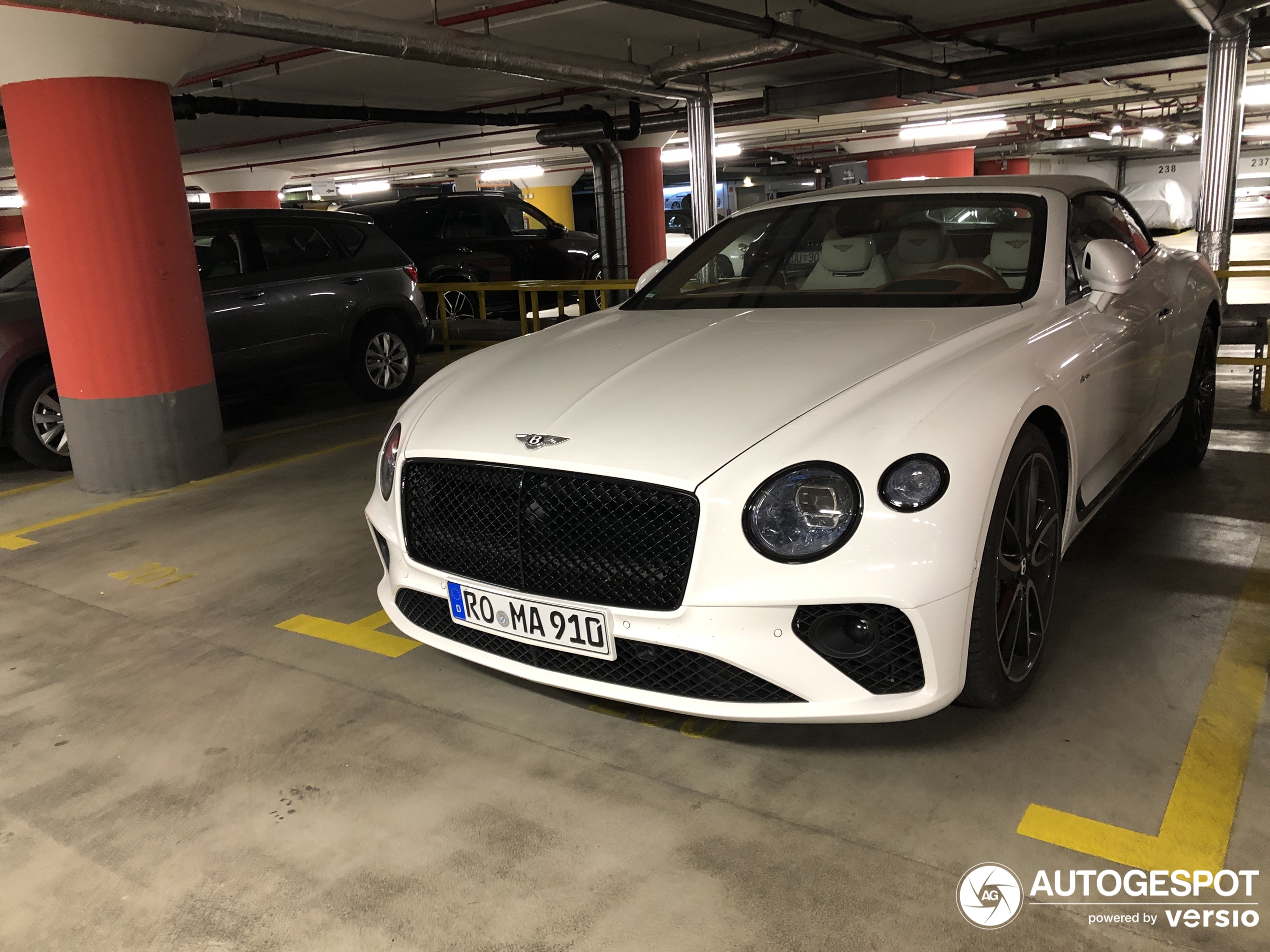 Bentley Continental GTC V8 Azure