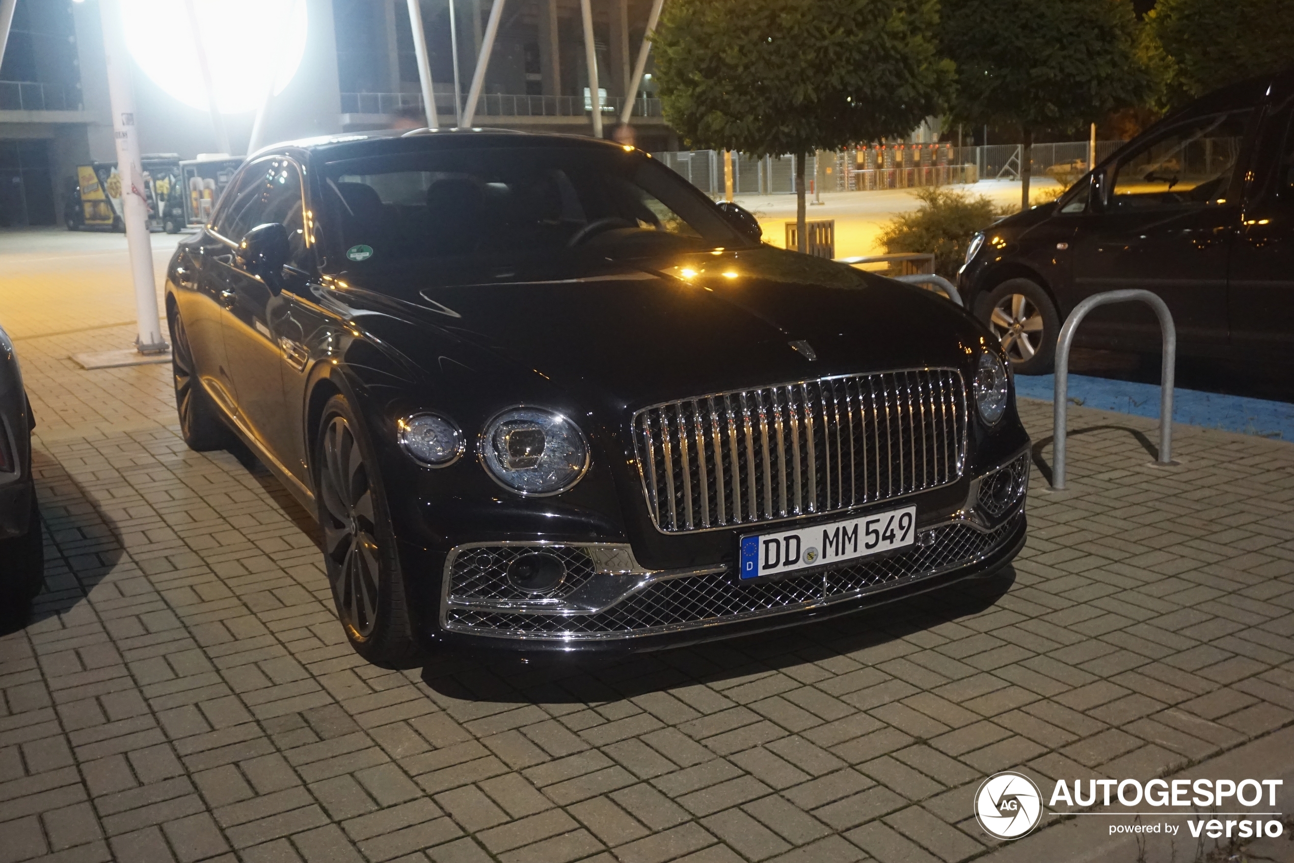 Bentley Flying Spur V8 Azure