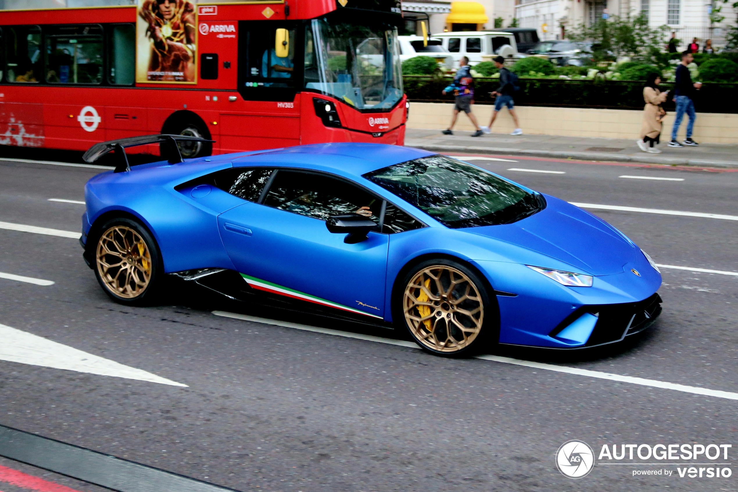 Lamborghini Huracán LP640-4 Performante