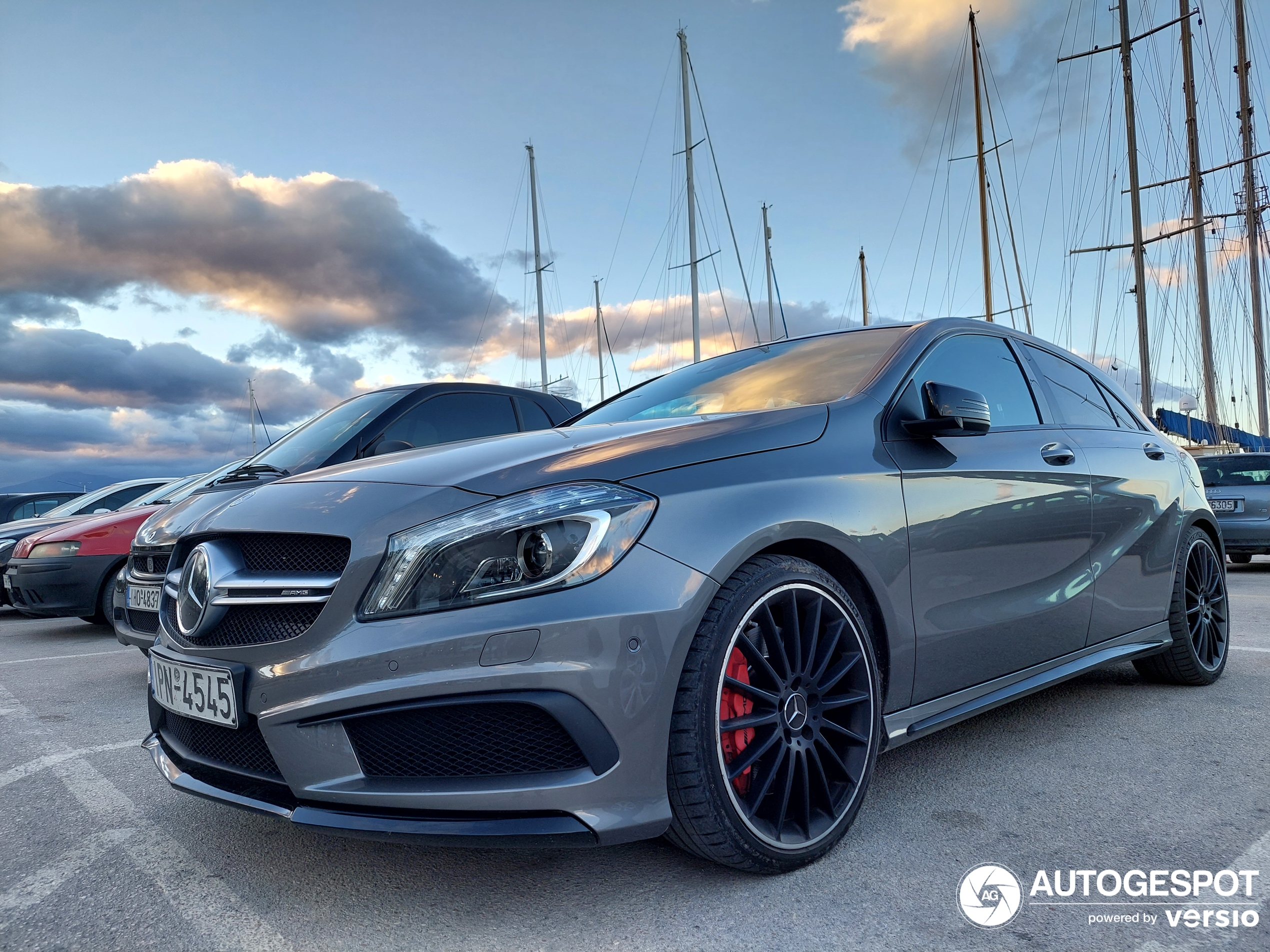 Mercedes-Benz A 45 AMG