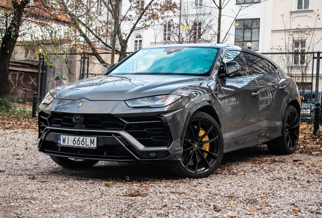 Lamborghini Urus