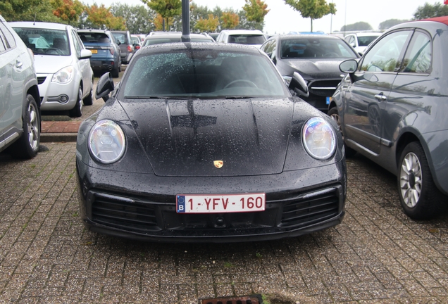 Porsche 992 Carrera 4S