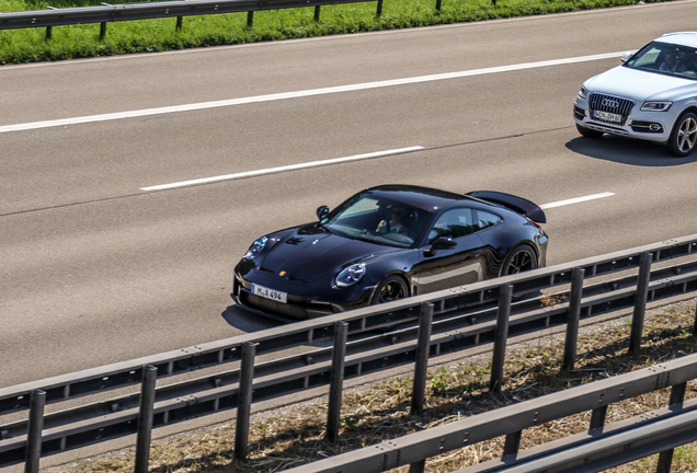 Porsche 992 GT3 Touring
