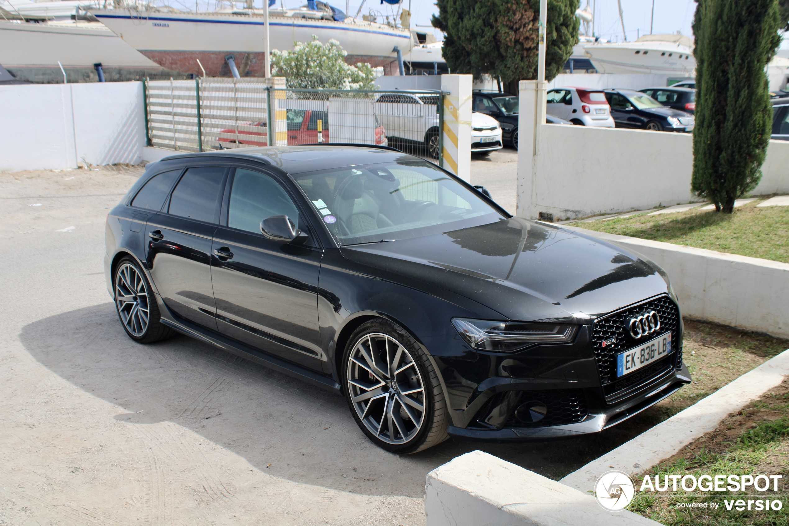 Audi RS6 Avant C7 2015