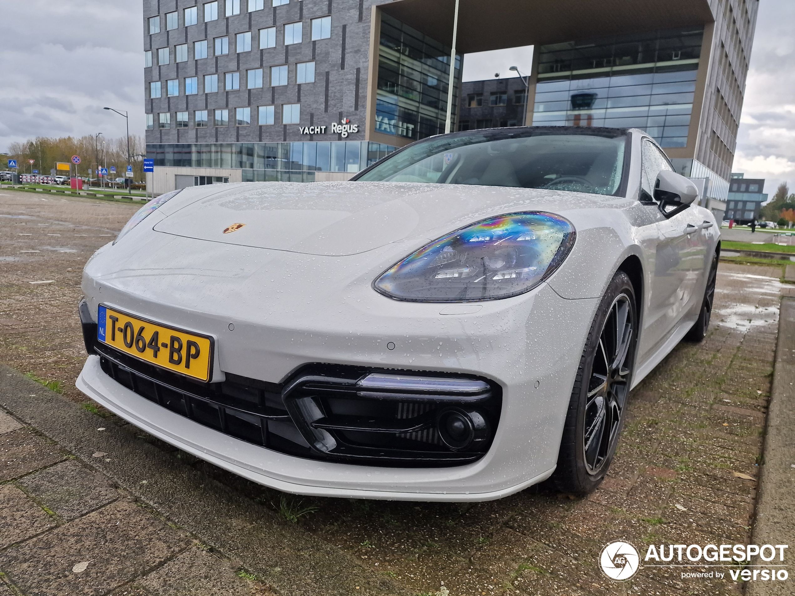 Porsche 971 Panamera Turbo S E-Hybrid