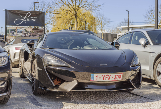 McLaren 570GT