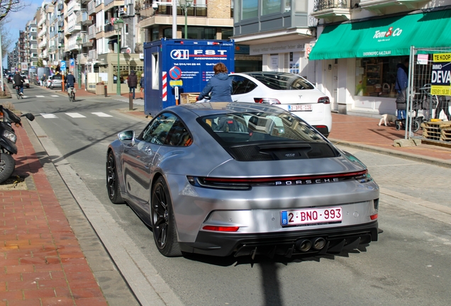 Porsche 992 GT3 Touring