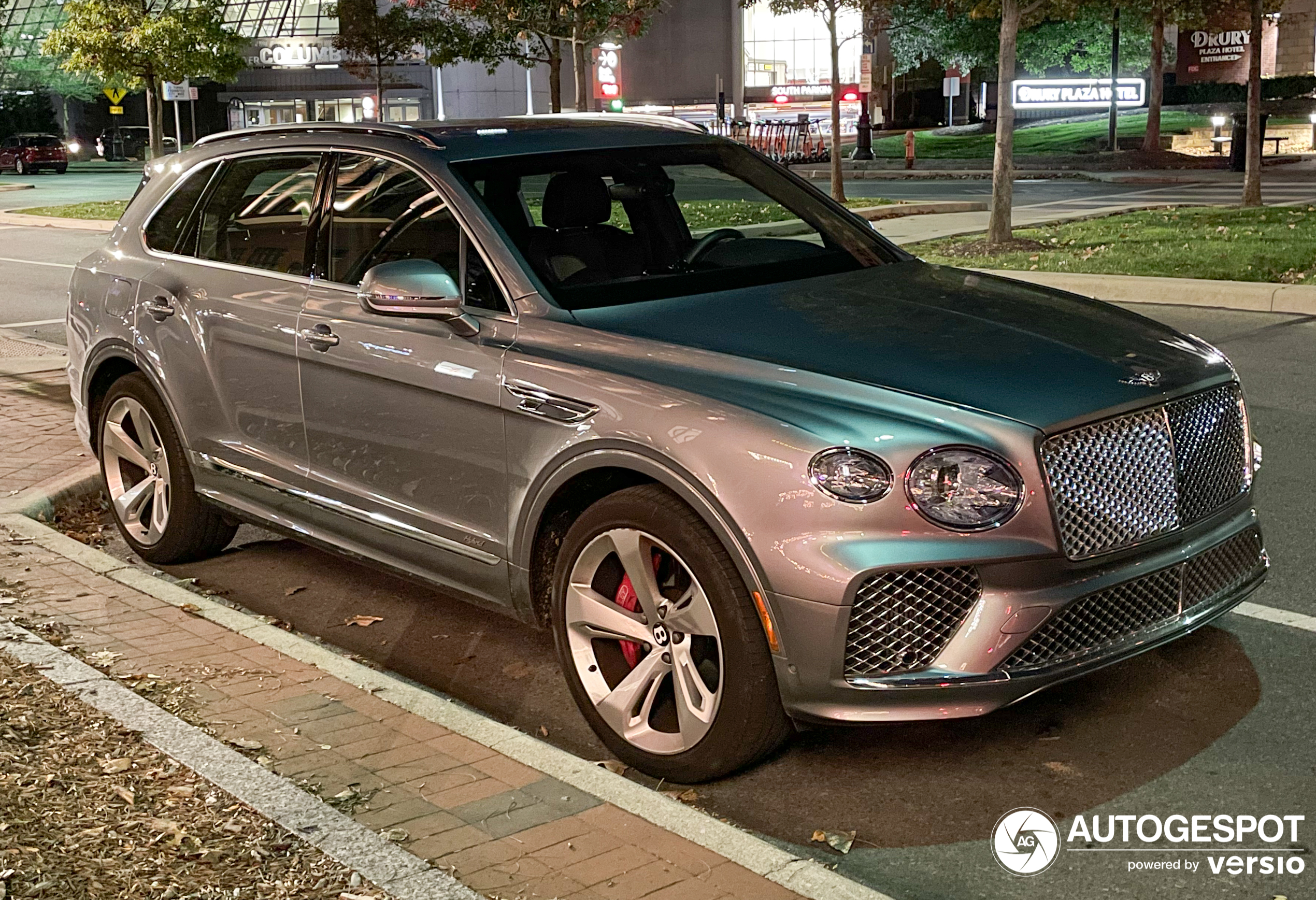 Bentley Bentayga Hybrid 2021