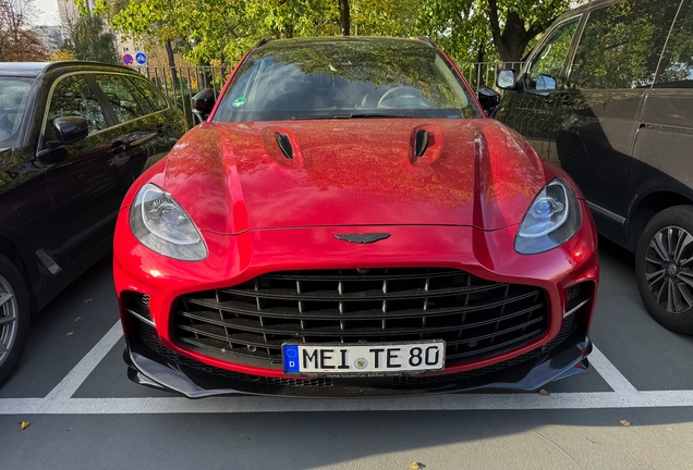 Aston Martin DBX707