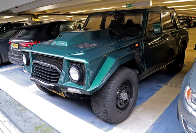 Lamborghini LM002