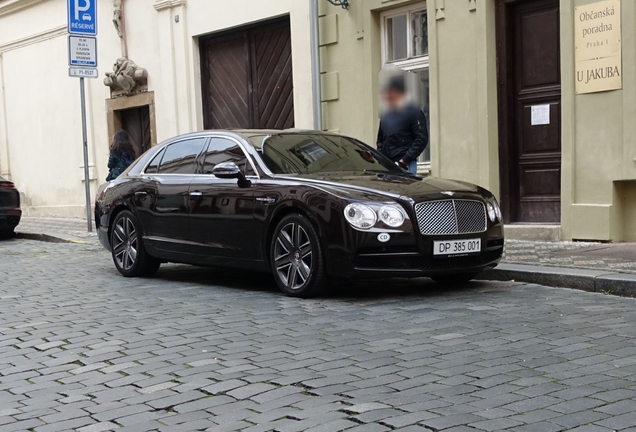 Bentley Flying Spur V8