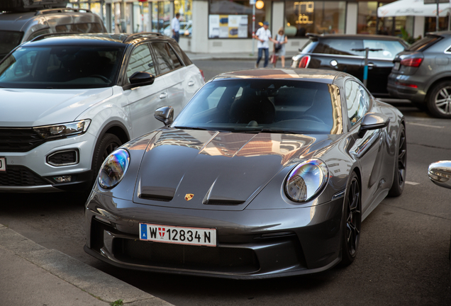 Porsche 992 GT3 Touring