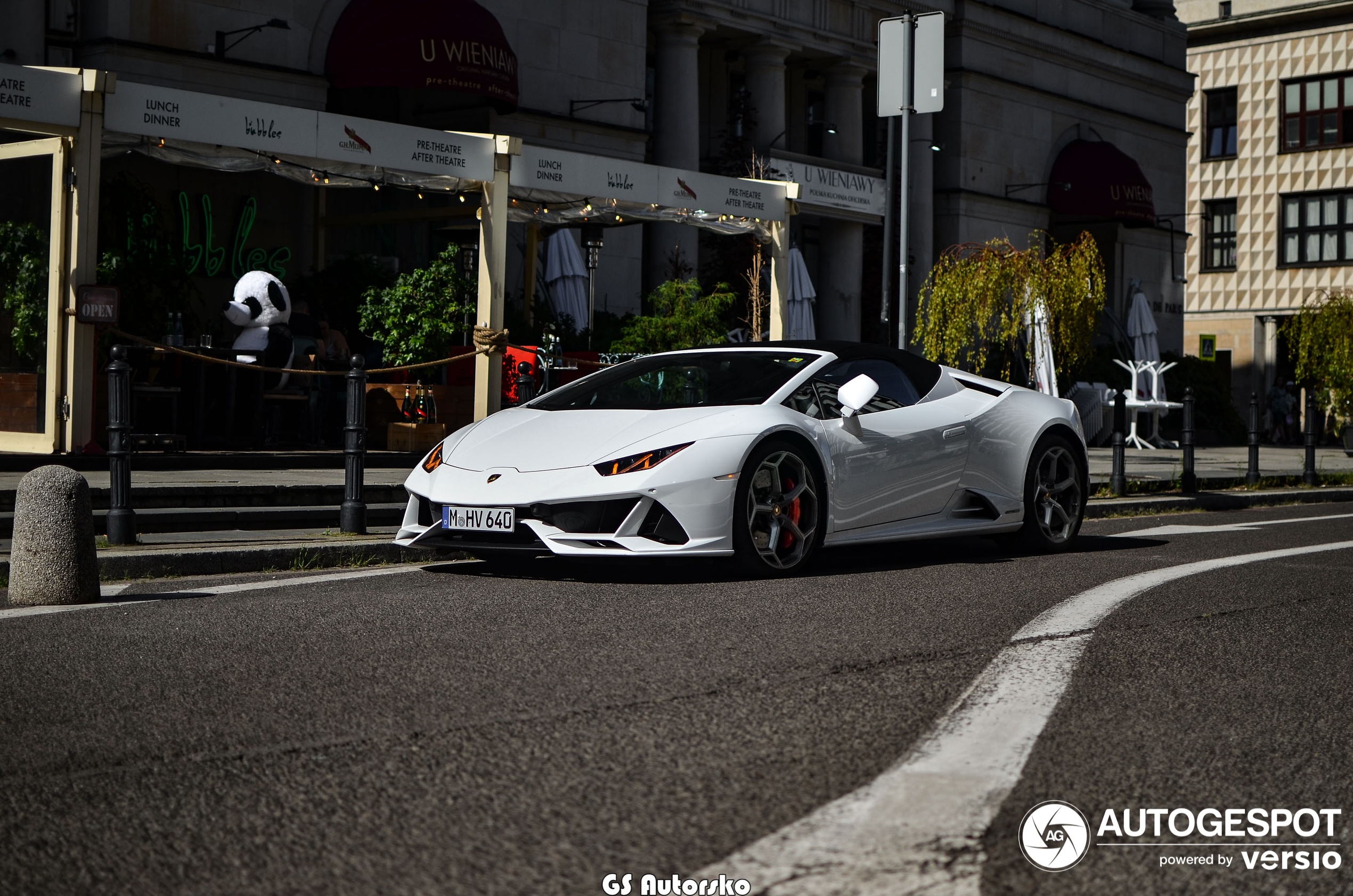 Lamborghini Huracán LP640-4 EVO Spyder