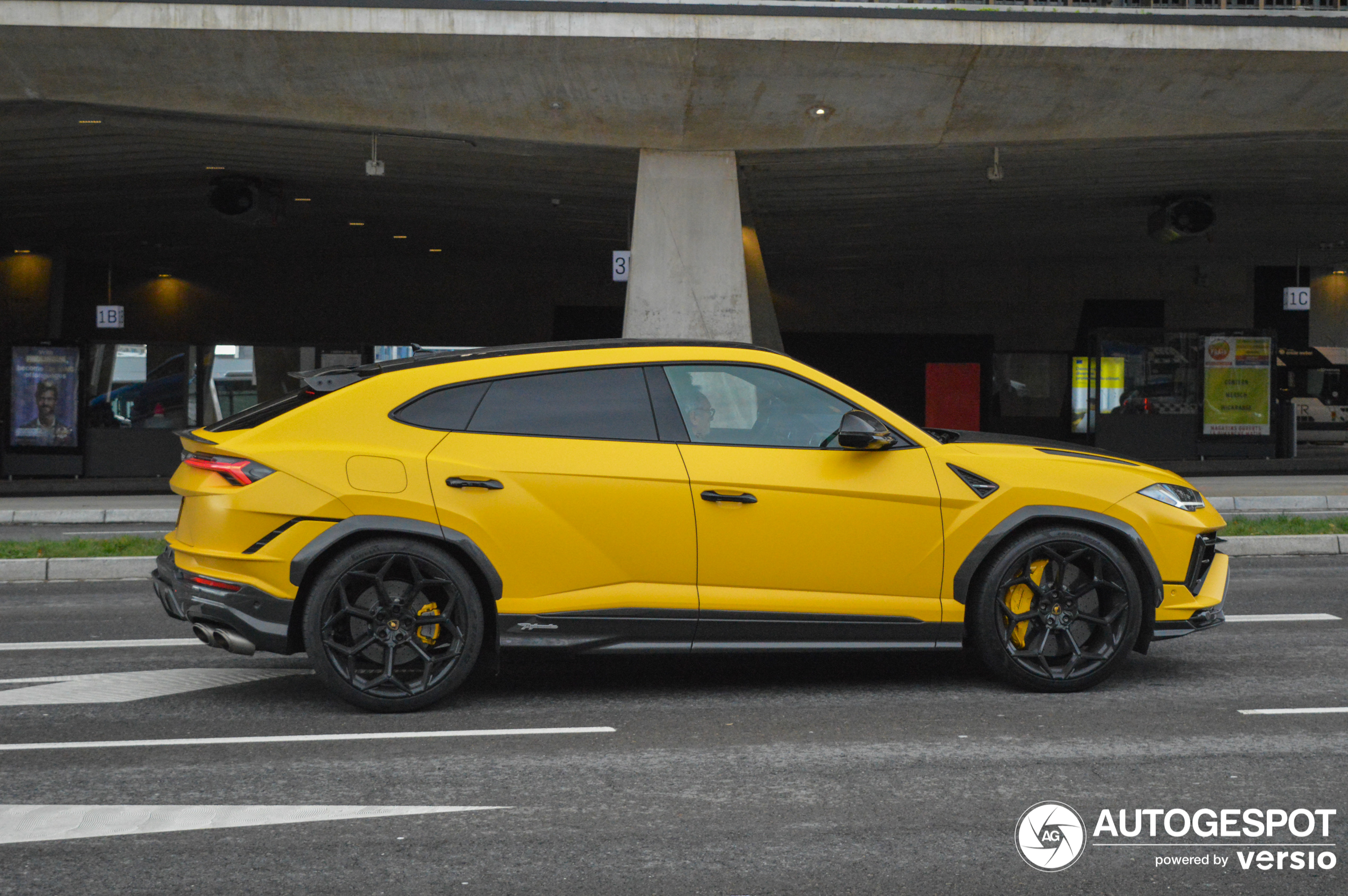 Lamborghini Urus Performante