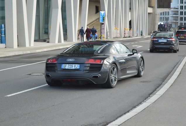 Audi R8 V10