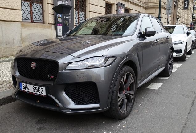 Jaguar F-PACE SVR