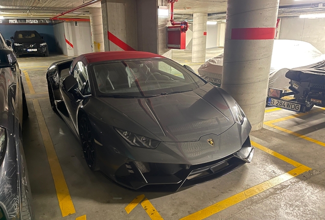 Lamborghini Huracán LP640-4 EVO Spyder