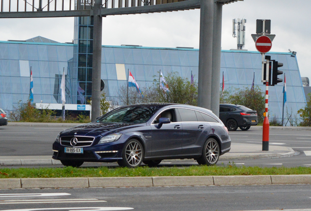 Mercedes-Benz CLS 63 AMG S X218 Shooting Brake