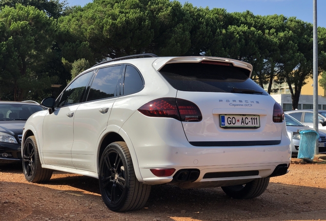 Porsche 958 Cayenne GTS