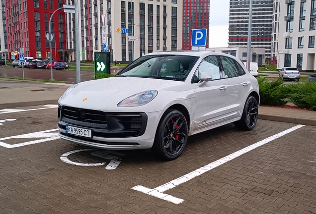 Porsche 95B Macan GTS MkIII