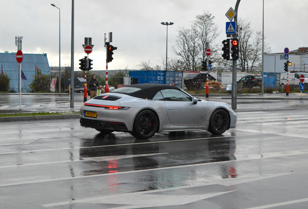 Porsche 992 Carrera 4 GTS Cabriolet