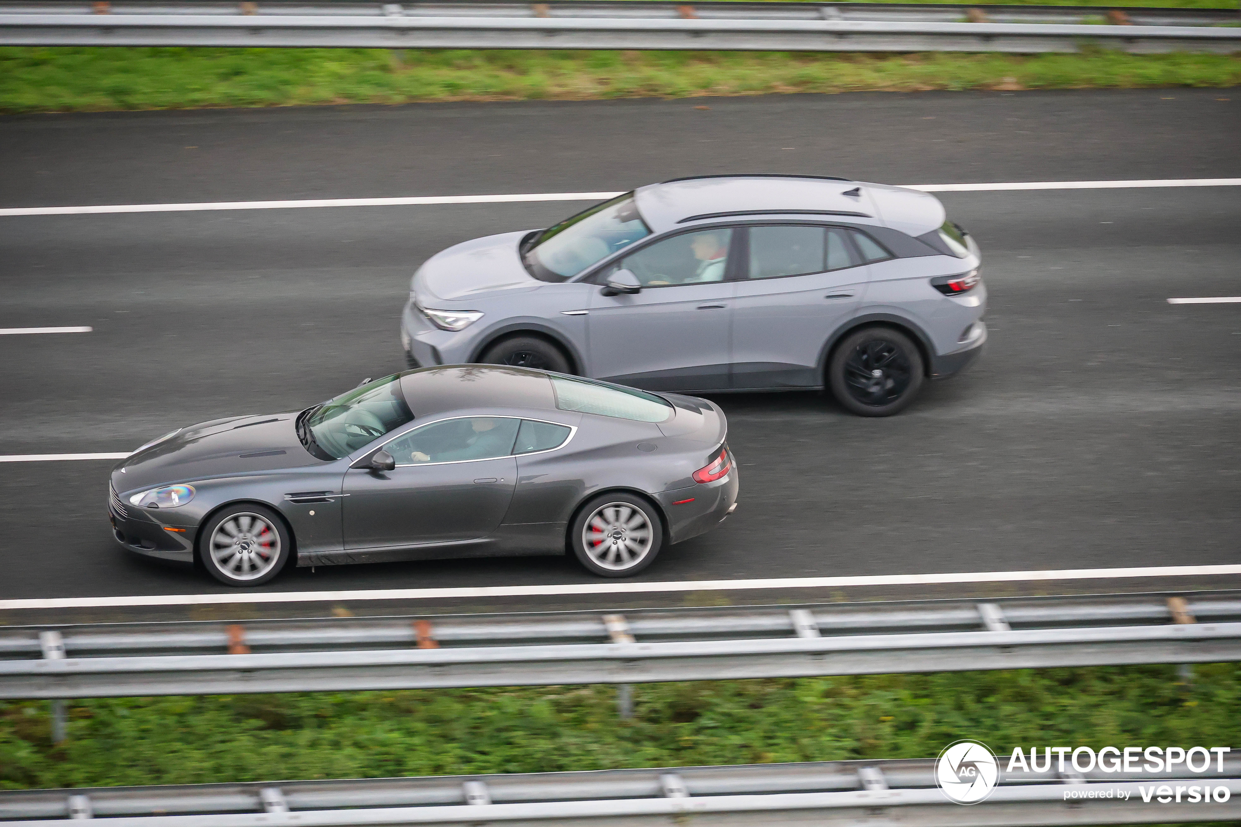 Aston Martin DB9